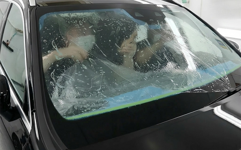 クリアな視界のまま車検にも対応